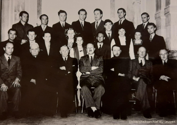 Oekraïense studenten in Leuven tijdens academiejaar 1945-1946. Archief rector Van Waeyenbergh