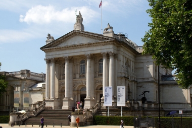 Tate Britain. Tony Hisgett via Wikimedia Commons. Uploaded by Magnus Manske, CC BY 2.0