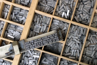 Loden drukletters. Foto: Willi Heidelbach, via Wikimedia Commons, CC BY SA 3.0.