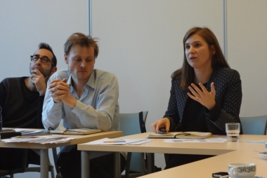 Nuala Morse in actie tijdens een rondetafel over evidence based werken op 6 december 2016 in Gent © FARO