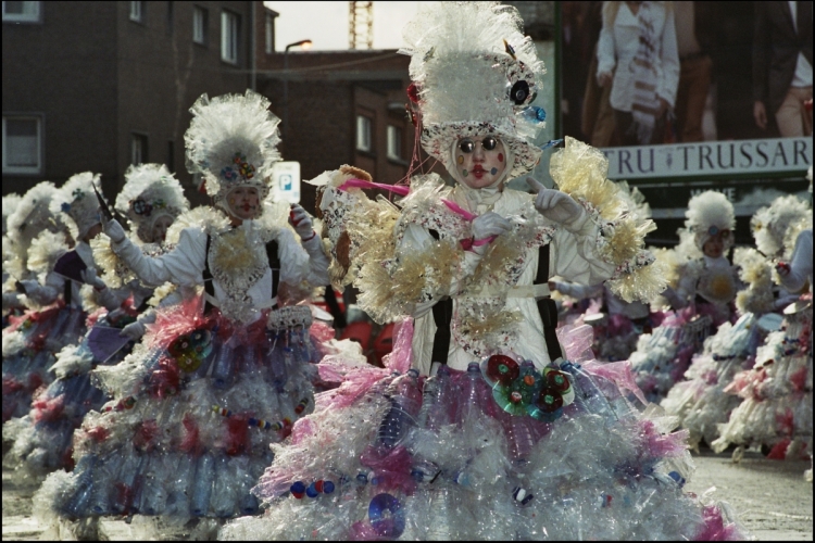 Foto: Aalst Carnaval. Anndegeest via Wikimedia Commons, CC BY-SA 3.0