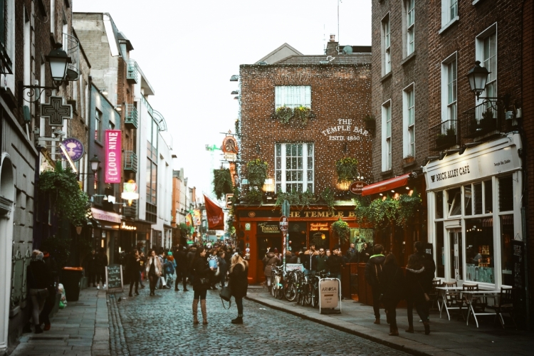 Straat in Dublin. Foto: Diogo Palhais via Unsplash